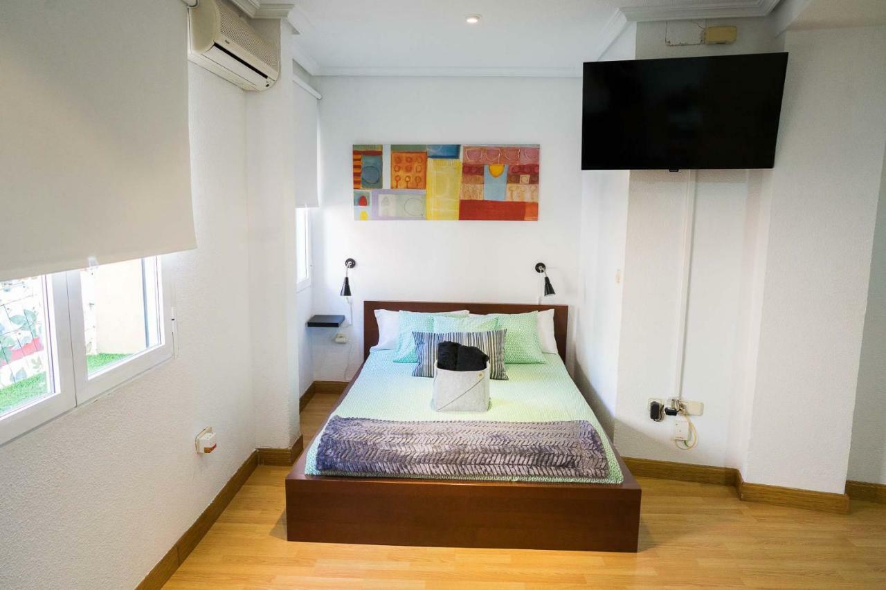 Piso Moderno Centro Madrid Apartment Exterior photo